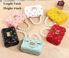 Charming&nbsp; Textured Plastic Purse for Girls.